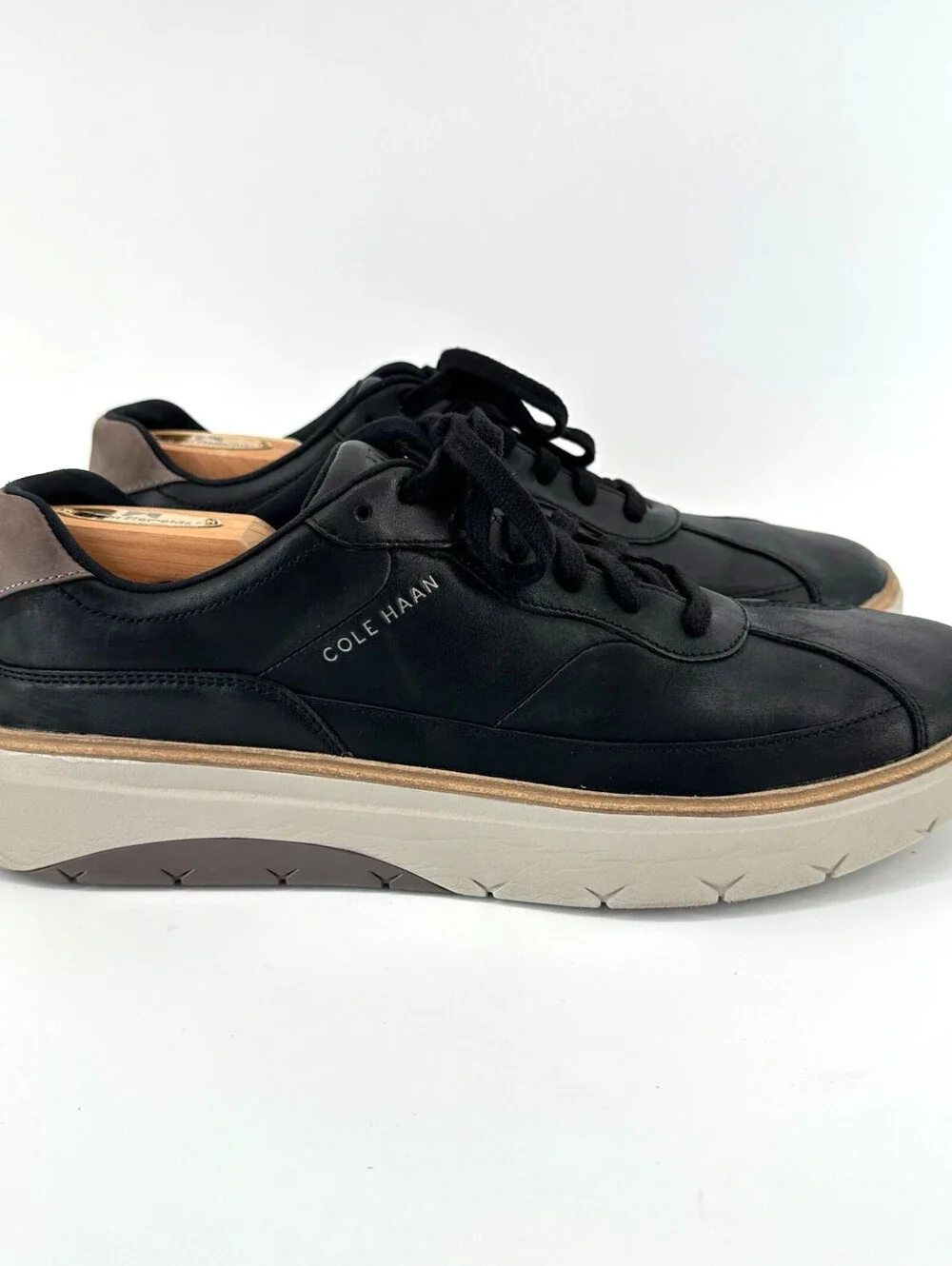 Men's Cole Haan GrandPro FeatherArc Bike Toe Black Leather Sneaker C40475 10M